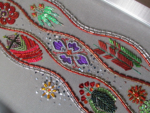 大倉トーイ人形　ビーズ刺繍の立体オブジェ　ハンドメイド 大倉トーイ人形 ビーズ刺繍の立体オブジェ ハンドメイド